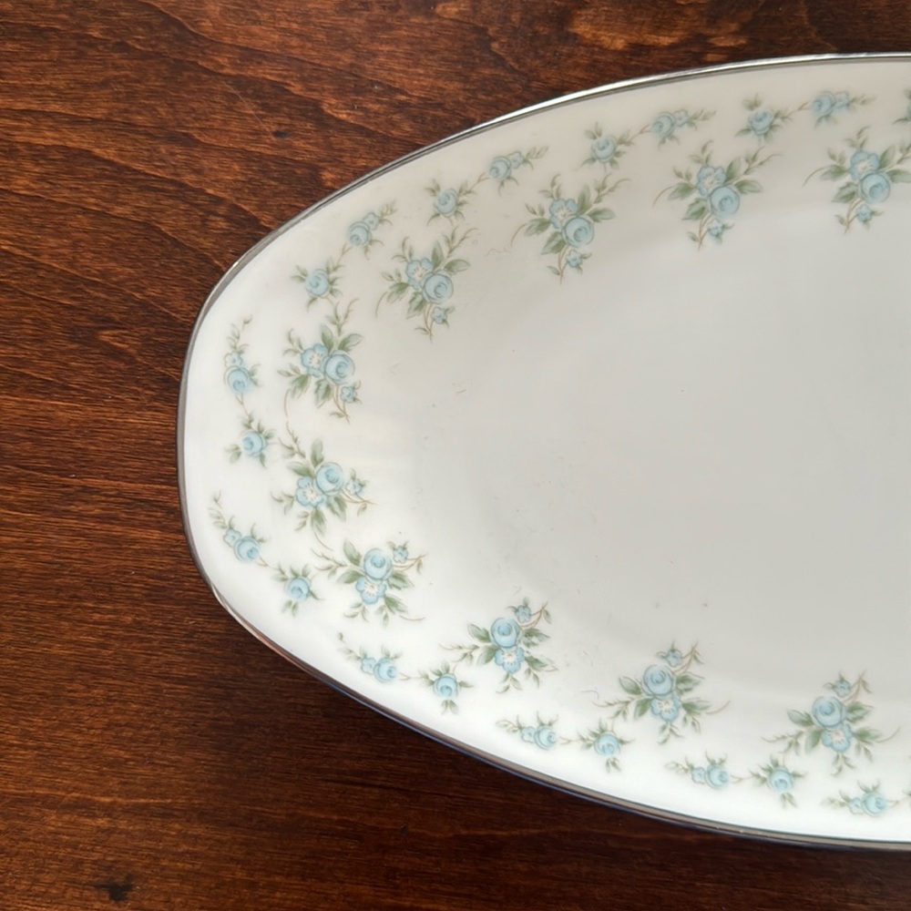 🪻 Mikasa floral bordered trinket dish